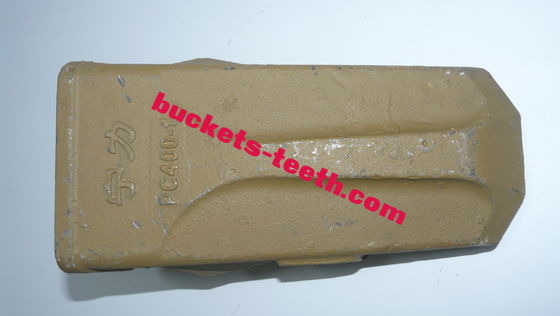208-70-14152 Excavator Rock Teeth Wear Resistant Excavator Tooth Points ODM For PC400 Komatsu