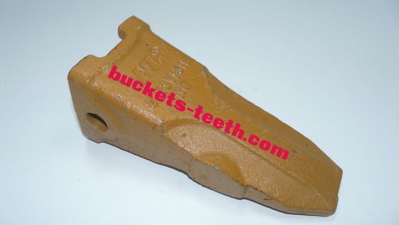 2713-1219RC Rock Bucket Teeth Alloy Steel Excavator Bucket Tips Customized For Daewoo