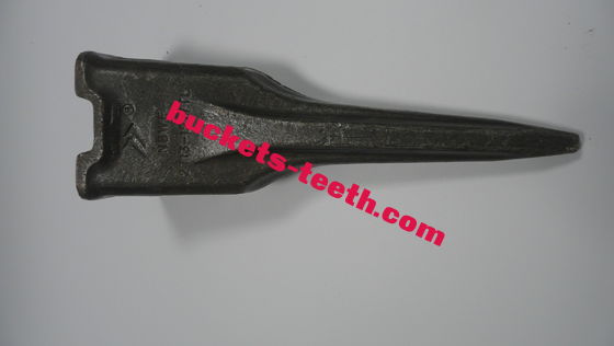 Daewoo Excavator Forgiato Bucket Tooth 2713-1217TL 2713Y1217TL Per DH220 Bucket Teeth