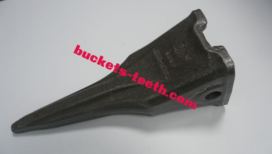 Daewoo Excavator Forged Bucket Tooth 2713-1271TL  2713Y1236TL For DH500 Bucket Teeth