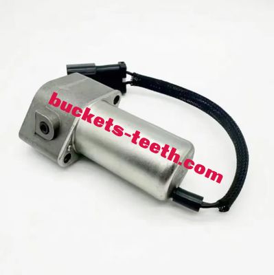 Parti escavatore PC200-6 PC300-6 6D102 Valvola solenoide pompa principale motore 702-21-07010 568-15-17210