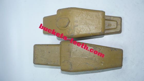 208-939-3120 Bucket Teeth Adapters for Komatsu PC400 Bucket Tips Adapter