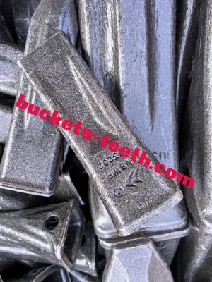 Forged Bucket Teeth 1U3202 for CAT307 Excavator Parts Construction Machinery
