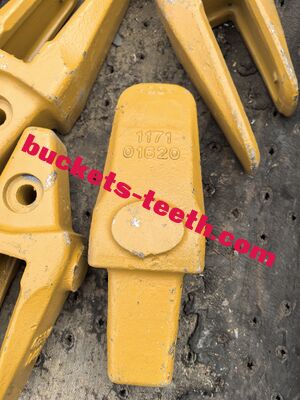 Excavator Accessories 1171-01620 Excavator Bucket Tooth Adapter for Iron Ore Mining