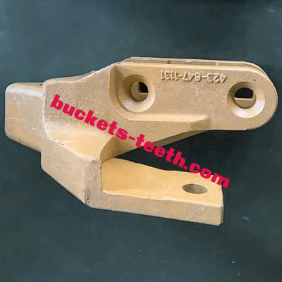 423-847-1111 Bolt-On Loader Adapter Center Fit For Komatsu