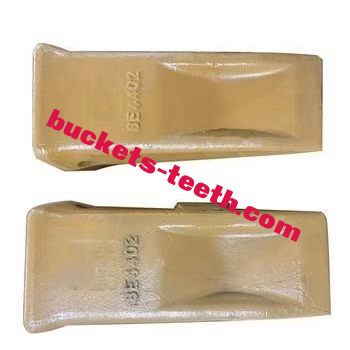 8E4402 Excavator Bucket Tooth  Heavy Duty Long Tips for J400 Series  Earthmoving Machinery Spare Parts