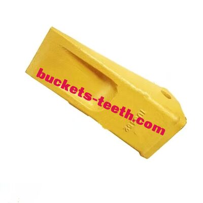 J450 1U3452 Ripper Tooth Short Ripper Tip Alloy Steel Mining Earthmoving Spare Part